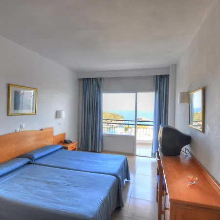 Cabot Cala Ferrera 3*