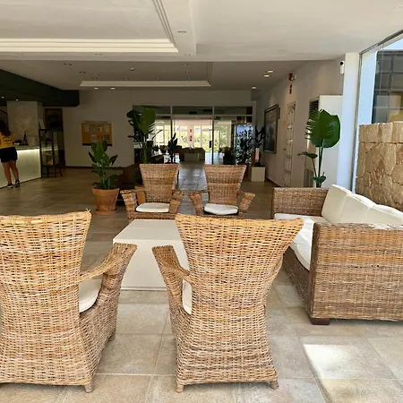 Cabot Cala Ferrera 3*
